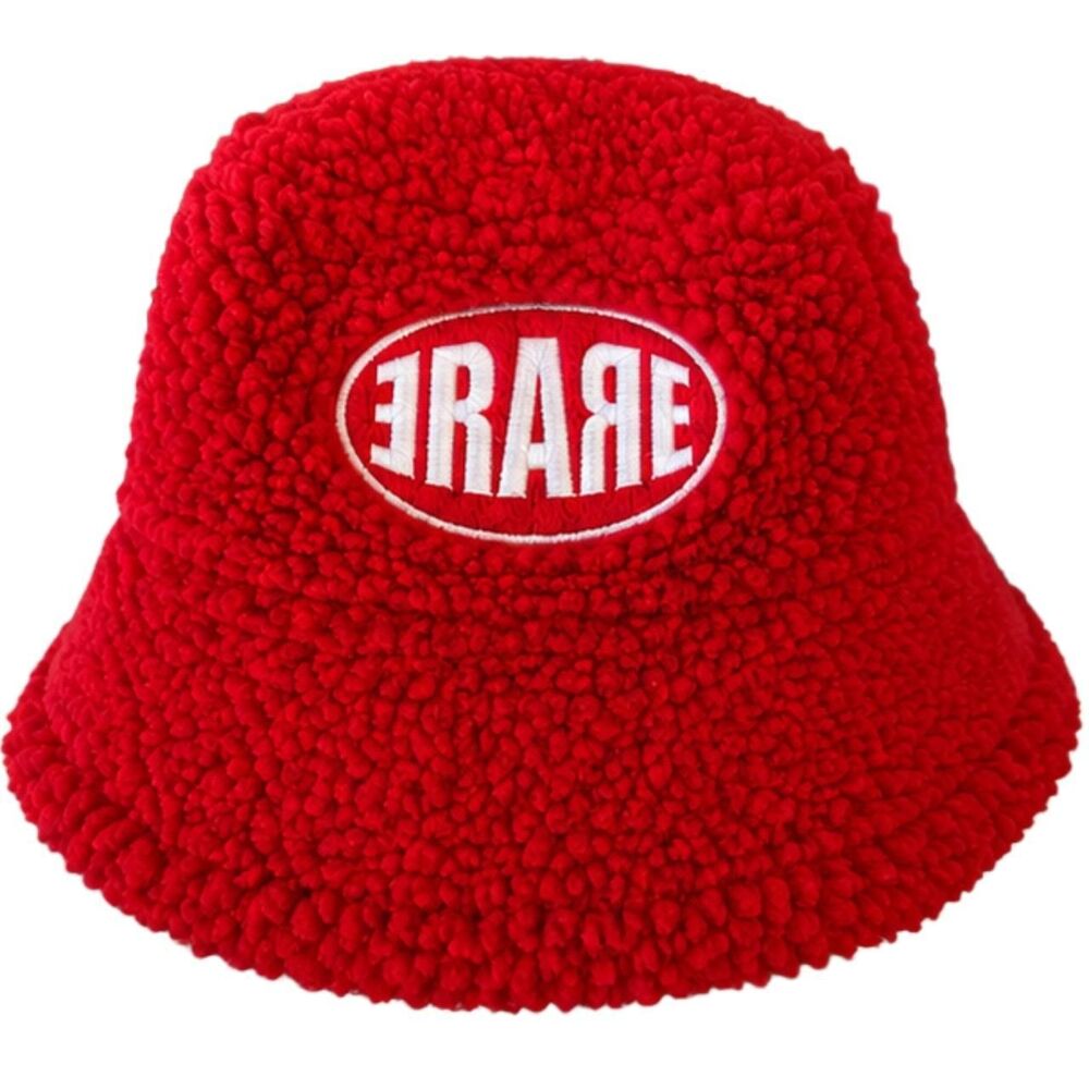 ERARE NYC reversible red shearling bucket hat streetwear